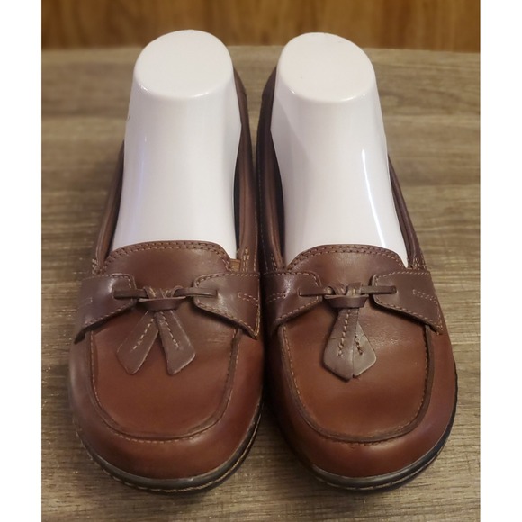 Clarks Women's Brown Leather Loafers - Picture 2 of 11